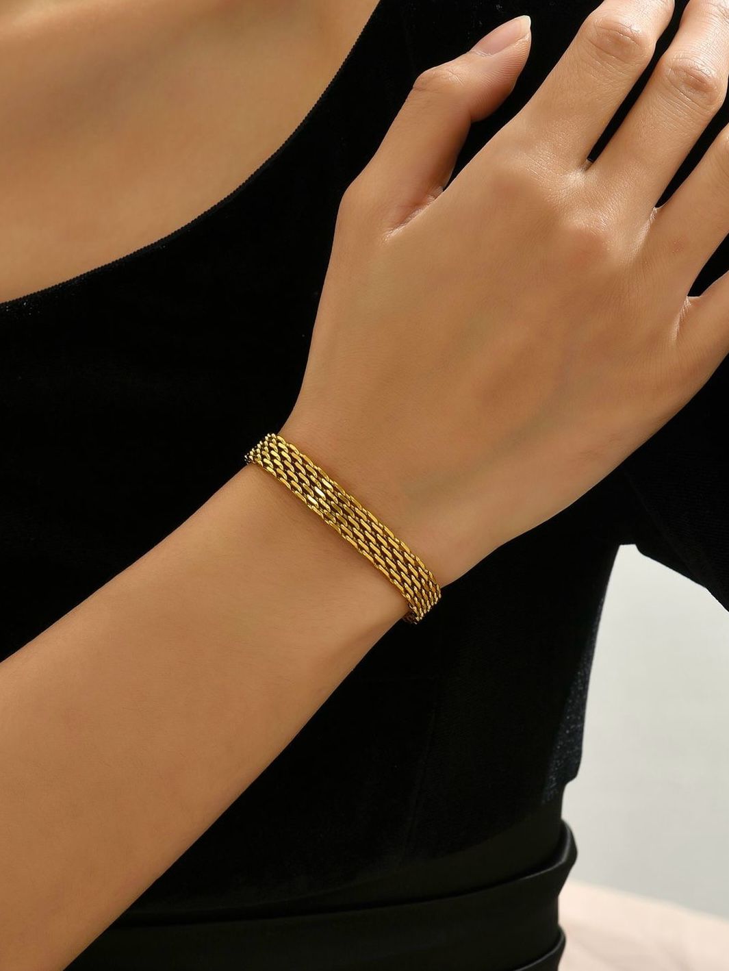 Mesh gold plated bracelet